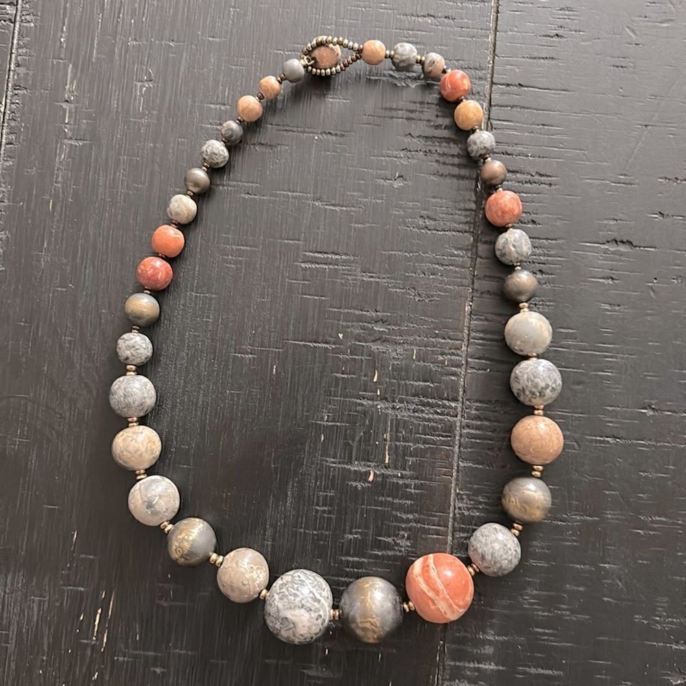 Southwestern Sea Jasper Graduated Neutrals Beautiful Stone Necklace Boho